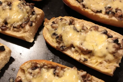 Ile piec zapiekanke z bagietki